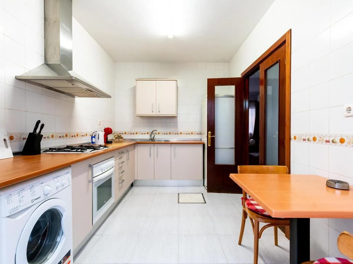 Holi-Rent Antillano Campos Apartment Seville Spain