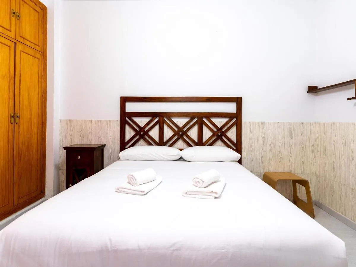 Holi-Rent Antillano Campos Daire Sevilla İspanya